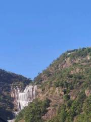 Tiantai Mountain Waterfall