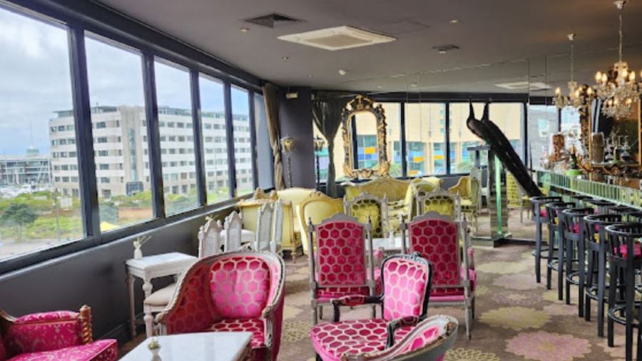 Hippopotamus Restaurant & Cocktail Bar