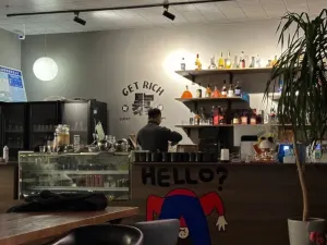 ALLIN BAR&COFFEE