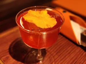 HW Phoenix Bar PIK