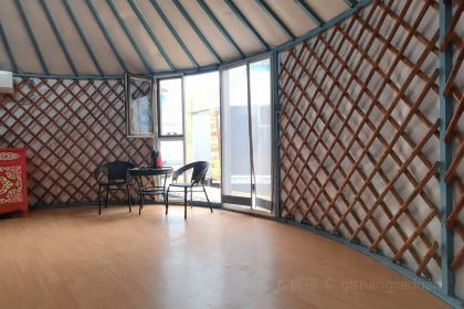 诈马宴草原宫廷民宿·乌兰哈火山群诈马宴