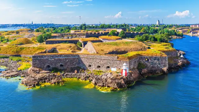 Hotels near Suomenlinna