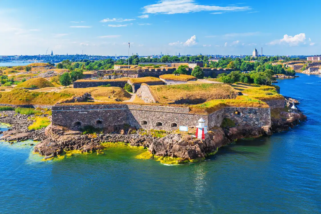 Hotels near Suomenlinna