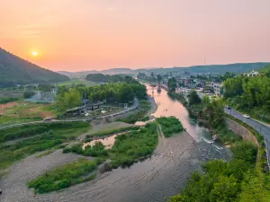 Scenic Area of Yueliangwan