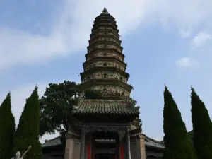 Guangsheng Temple - Glazed Pagoda