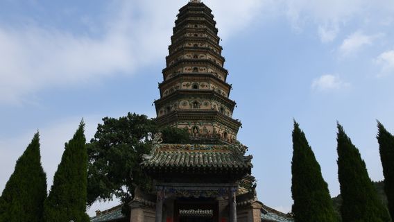 Guangsheng Temple - Glazed Pagoda