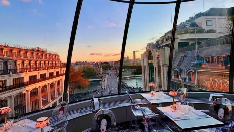 Kong in Paris