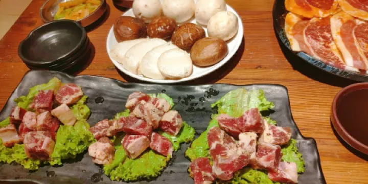 昱牛家烤肉一部(新一百店)