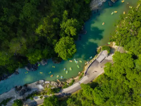 南江大峽谷漂流