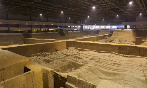 秦始皇兵馬俑2號陪葬坑