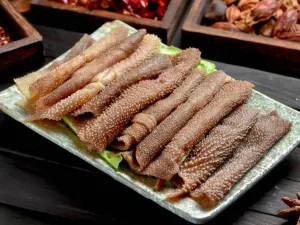憨哥鱼庄·宜昌肥鱼·始于1999(东郡店)