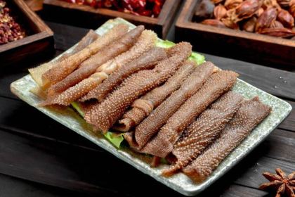 憨哥鱼庄·宜昌肥鱼·始于1999(东郡店)