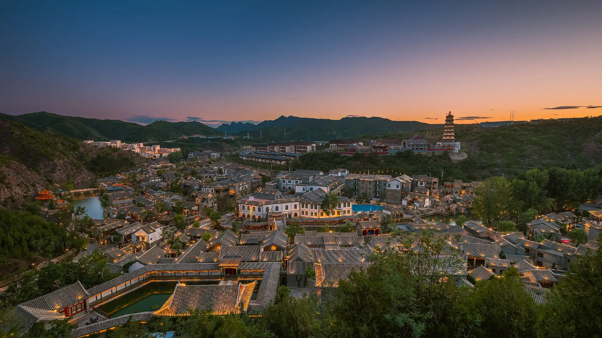 Hotels near Simatai Village