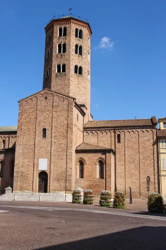 Duomo Di Piacenza Hotels in Piacenza