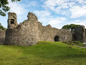Old Inverlochy Castle
