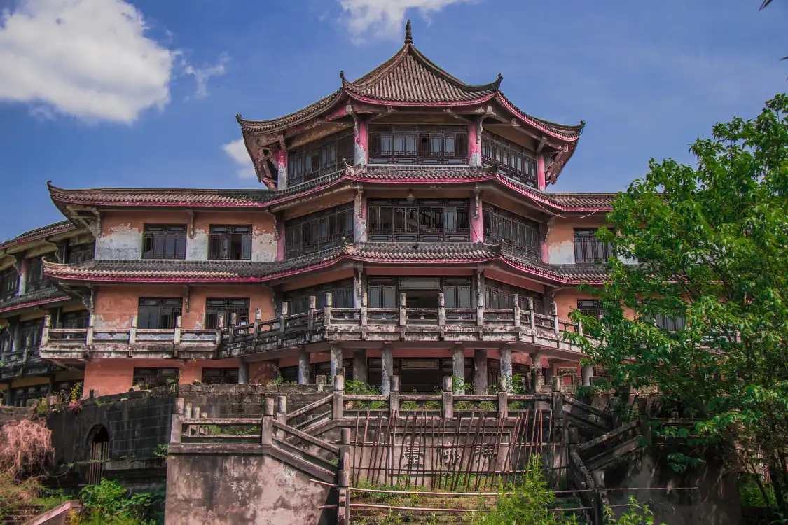 鄰近八境公園的酒店