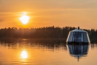 Arctic Guesthouse & Igloos in Ranua is one of the first places on the planet, where you can actually stay in a fully movable glass igloo boat. In winter these glass igloos can be pulled around a lake with an ATV or snowmobile and in summer they turn into boats that float on top of the lake and can even be driven on the lake, powered with their own electric engines. Talko about an ideal accommodation option to observe nature phenomenon such as the #northernlights aka #auroraborealis in #lapland in #finland.

You can find more information about these glass igloos on: https://arcticguesthouseandigloos.com
#besttrip#summerdays#urbanexplorer#beautifulhotel#naturalwonders#beautifulsunsets