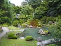 落ち着いた雰囲気の「銀閣寺」