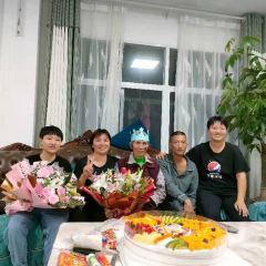 KA XI YA MIAN BAO HONG BEI FANG KAI YUAN JIE DIAN User Photo