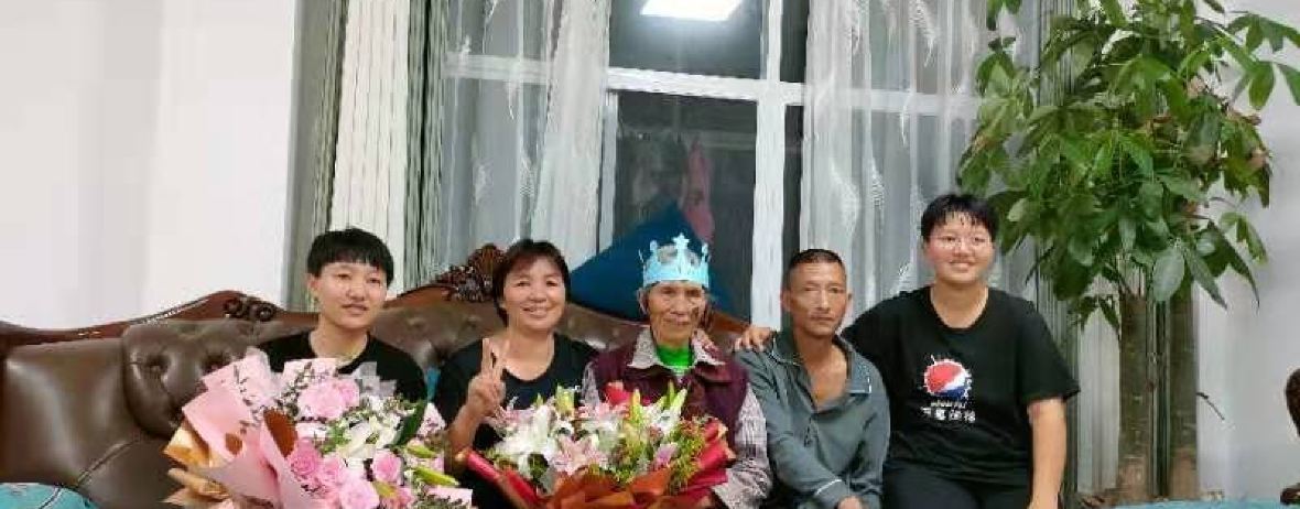 KA XI YA MIAN BAO HONG BEI FANG KAI YUAN JIE DIAN