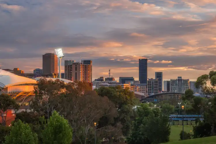 Hotels near Adelaide Magistrates Court