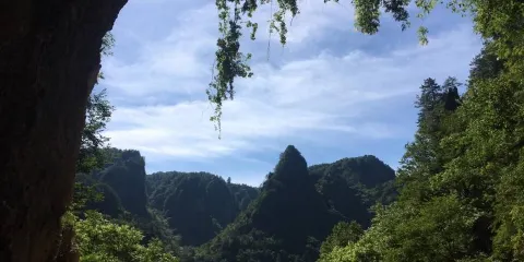 古犀牛洞