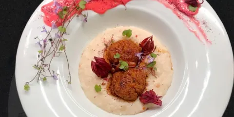 Cardamomo Persian Palace