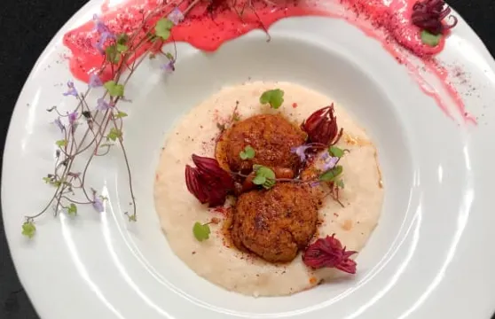 Cardamomo Persian Palace