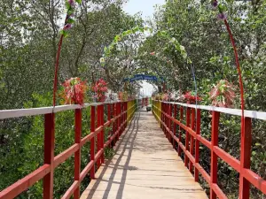 Wisata Pantai Talang Siring Pamekasan