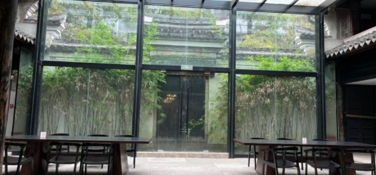 Zou-Ma-Lou Restaurant