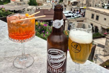 Kaira Rooftop Bar & Restaurant