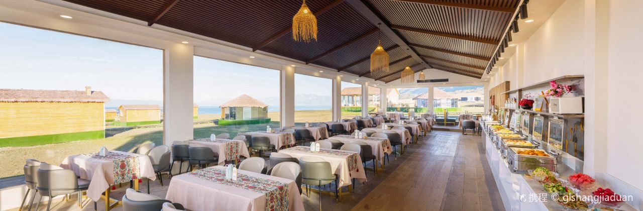 赛里木湖颐涞Elaine·禾川云锦野奢营地·观景餐厅