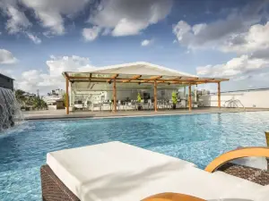 Magrath Sports Complex and Pool