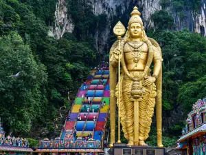 Batu Caves Murugan Statue