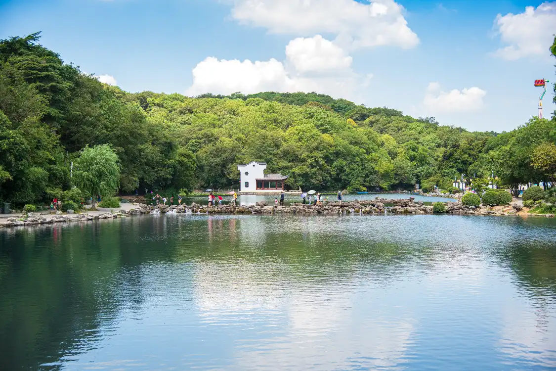 진주천 관광지 주변 호텔