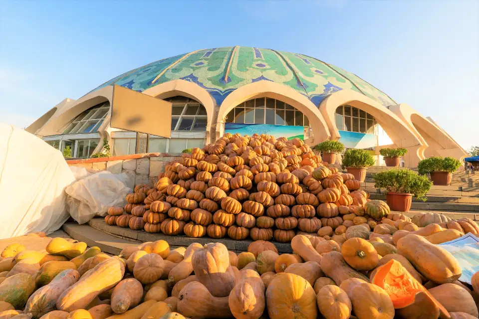 2_Chorsu Bazaar