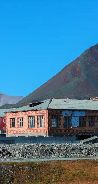 ノルウェースヴァールバル諸島の4つ星ホテル