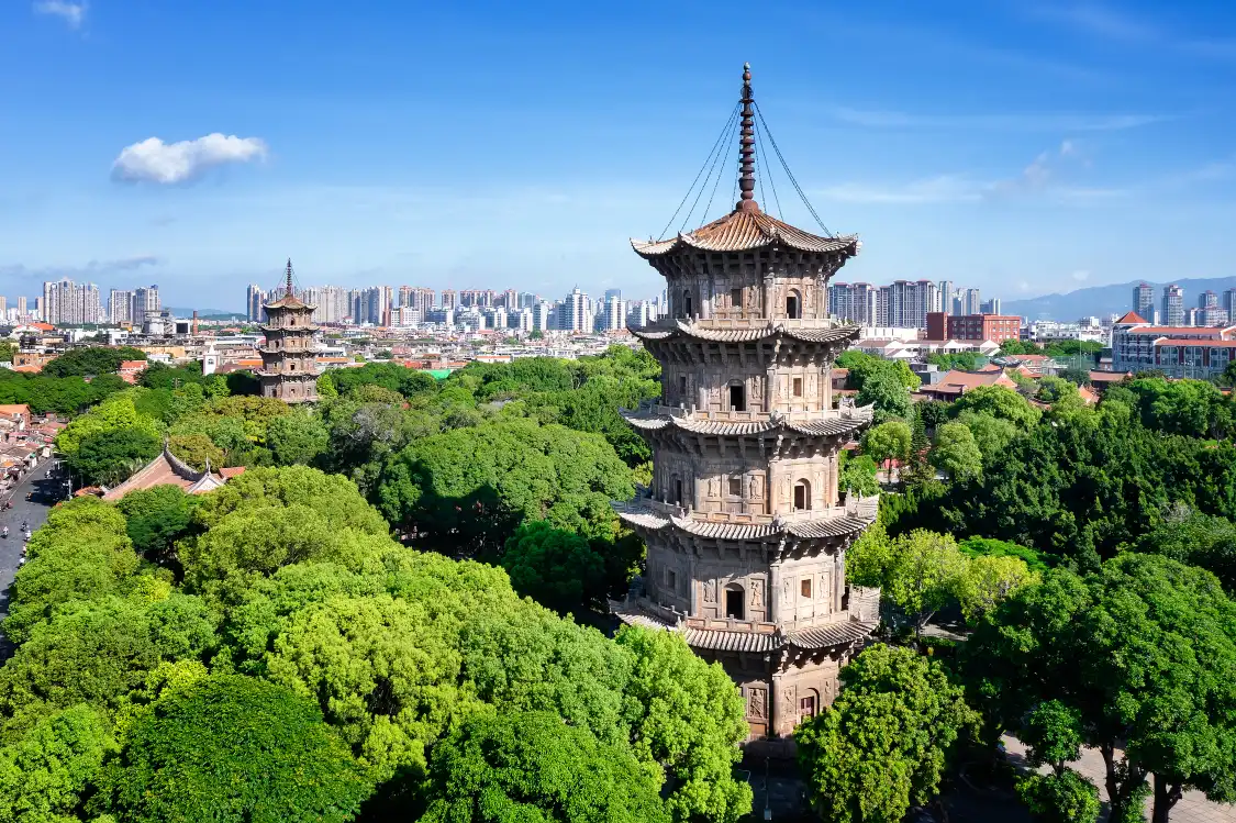 Hotels near Dongxi Tower