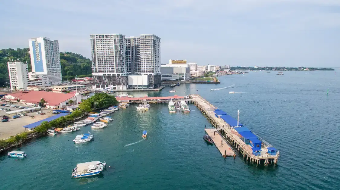 Hotels near Jesselton Point Ferry Terminal