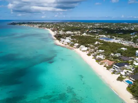 Hotels near Seven Mile Beach