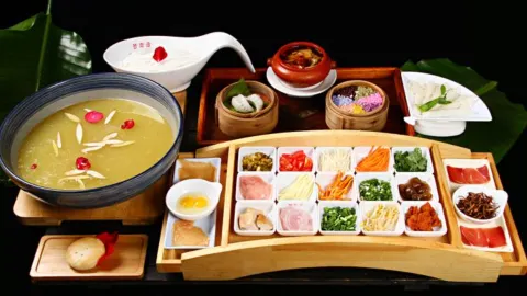 Yunnan Dao Crossing-the-Bridge Rice Noodles (Xishan Wanda Branch) in Kunming