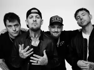 애스컷 | Good Charlotte《Motel Du Cap》월드 투어