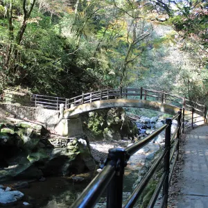 天安河原（あまのやすかわら）