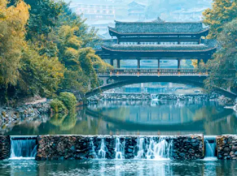 Wind and Rain Bridge