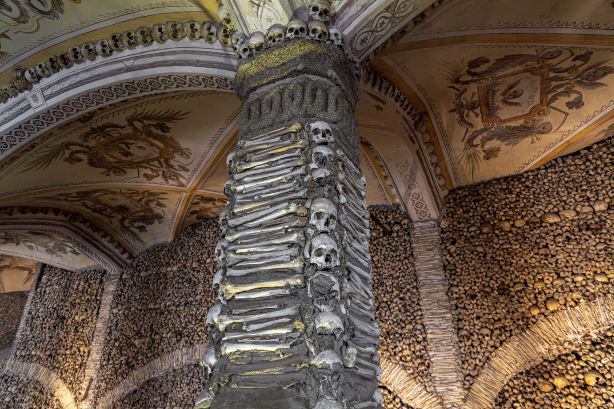Chapel of Bones (Évora)