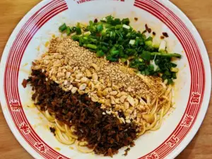 戎忆宜宾燃面坊