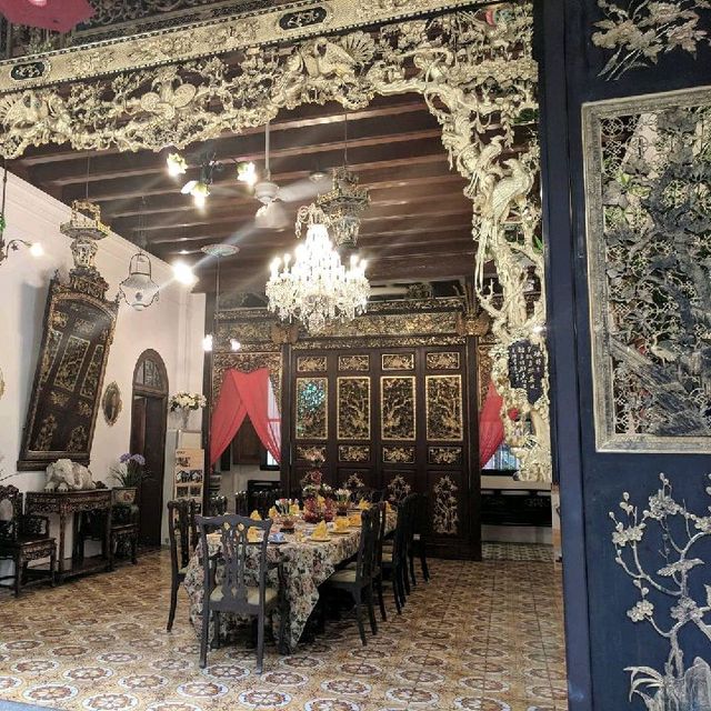 The Pinang Peranakan Mansion
