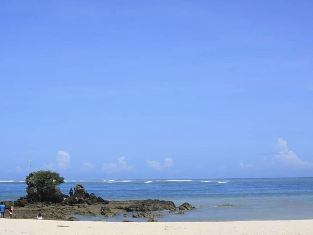 Kuta Mandalika Beach