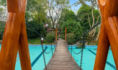 Lingxiu Hot Spring