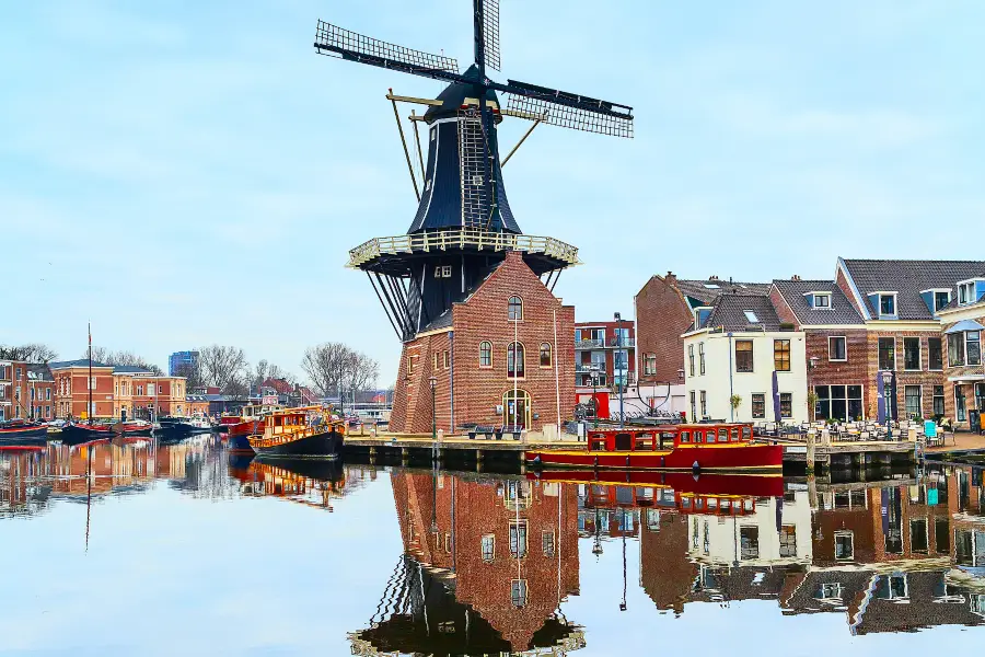 Windmill De Adriaan